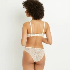 CULOTTE DENTELLE ECRU -sous-vêtement boutique 11194000 D