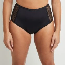CULOTTE MENSTRUELLE FLUX MOYEN NOIR
