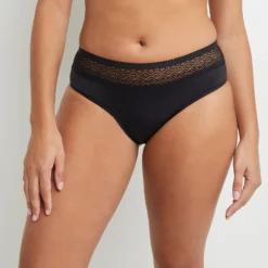 SHORTY MENSTRUEL FLUX ABONDANT NOIR