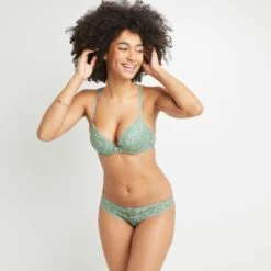 TANGA DENTELLE RECYCLEE Vert Clair -sous-vêtement boutique 20023800 D