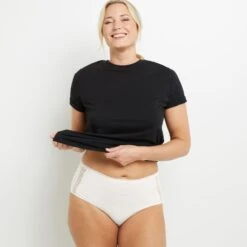 CULOTTE TAILLE HAUTE VISCOSE ECRU -sous-vêtement boutique 20027100 D