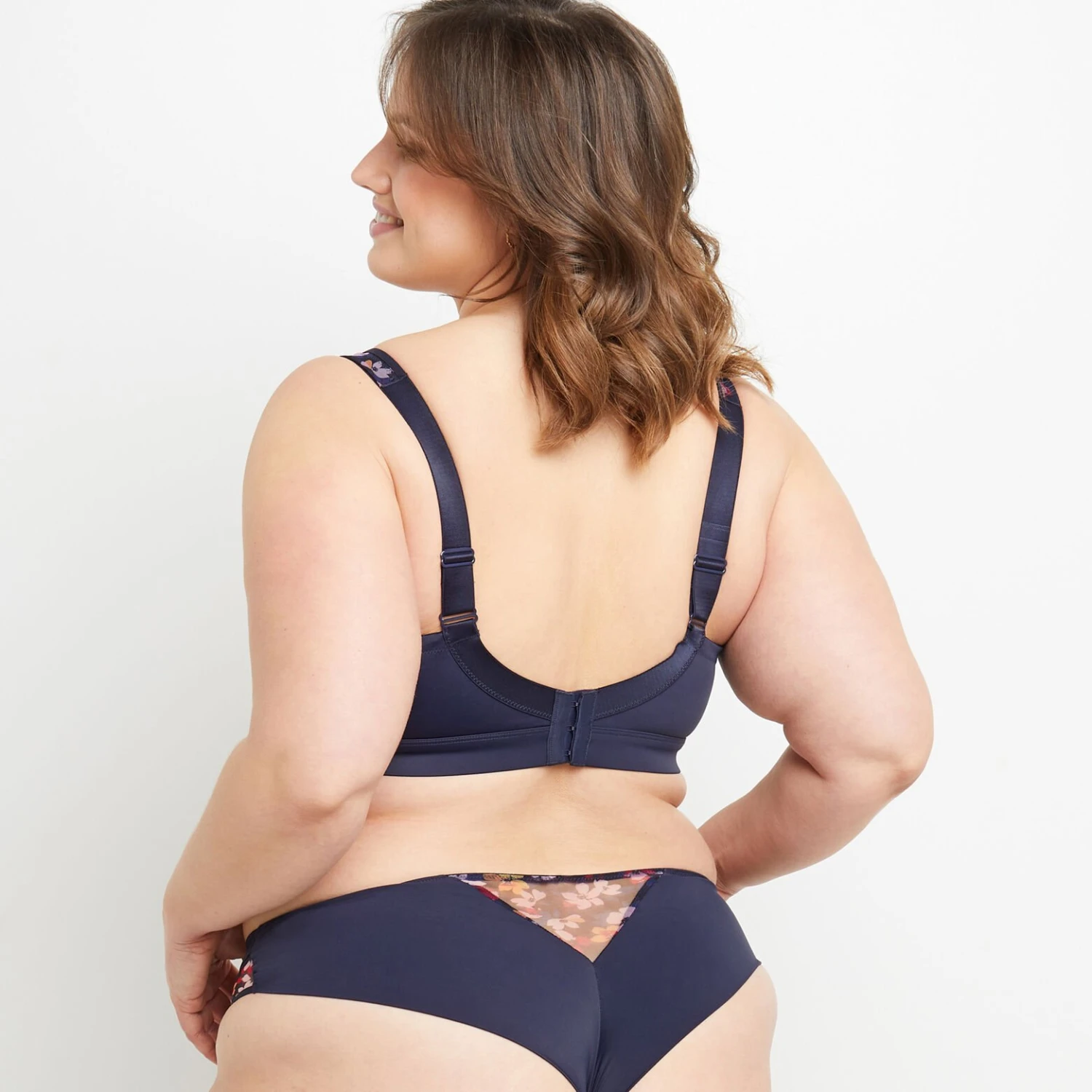 Blanche SOUTIEN-GORGE GRANDS BONNETS MULTICO BLEU 6 Blanche SOUTIEN-GORGE GRANDS BONNETS MULTICO BLEU – Image 4