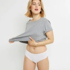 SHORTY MICROFIBRE DENTELLE BLANC -sous-vêtement boutique 20042000 D