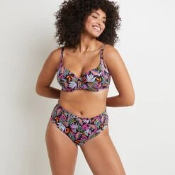 MAILLOT DE BAIN CULOTTE HAUTE NOIR 9 MAILLOT DE BAIN CULOTTE HAUTE NOIR -sous-vêtement boutique 20045300 C