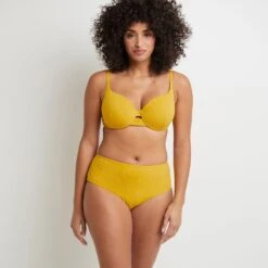 MAILLOT DE BAIN CULOTTE HAUTE JAUNE 8 MAILLOT DE BAIN CULOTTE HAUTE JAUNE -sous-vêtement boutique 20072300 C