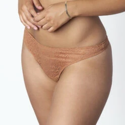 TANGA DENTELLE CARAMEL -sous-vêtement boutique 77011500 Z